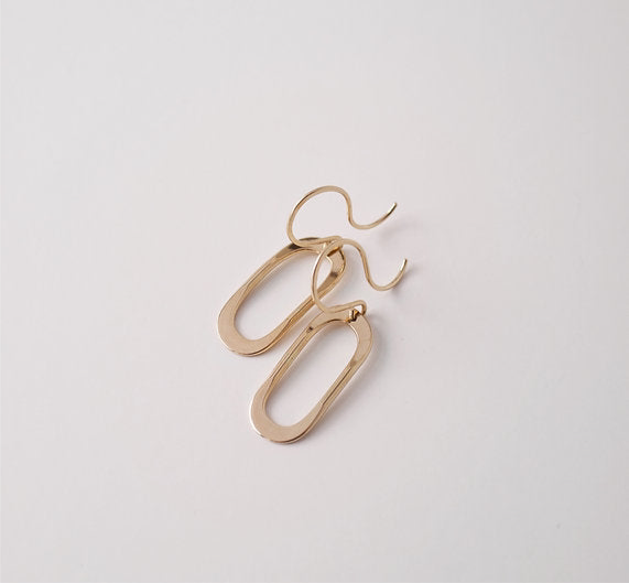 Soft oval earrings