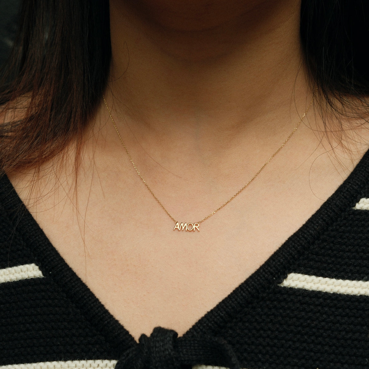 Amor necklace