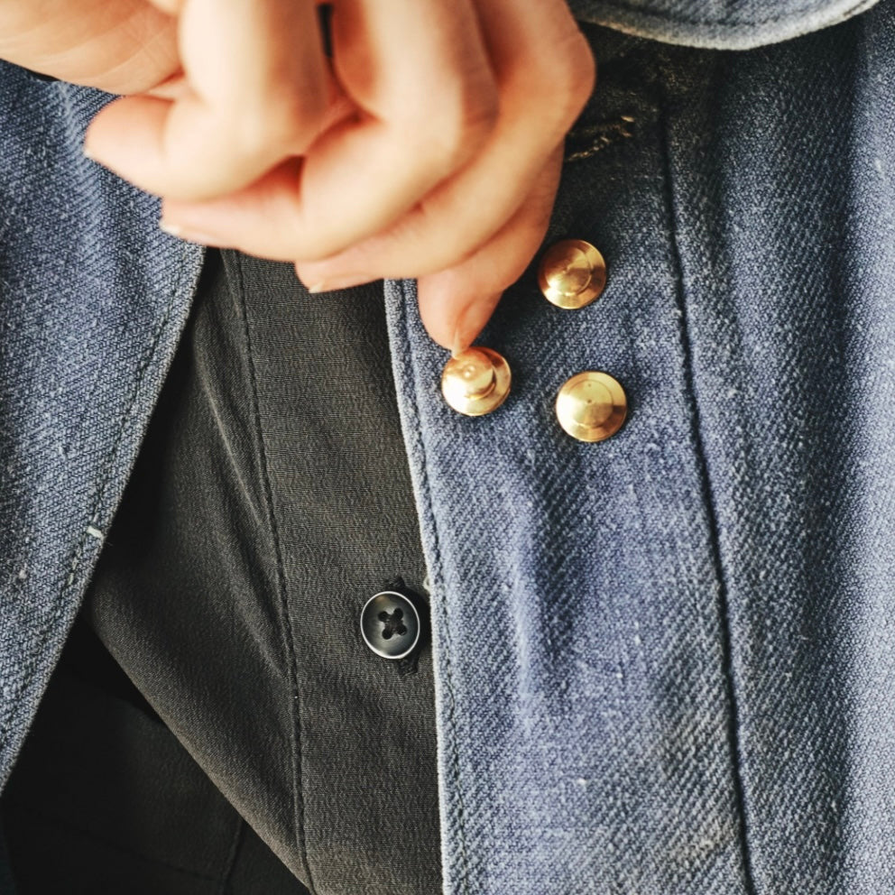 Dagger pins