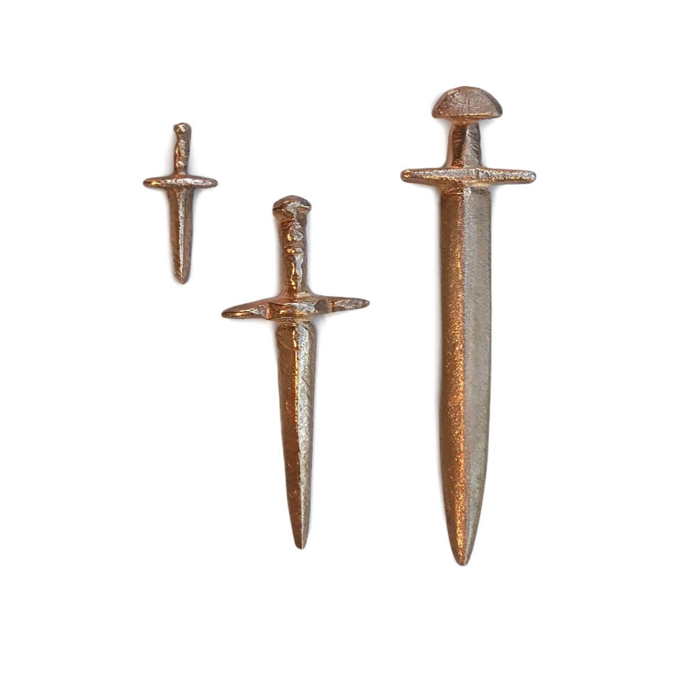 Dagger pins