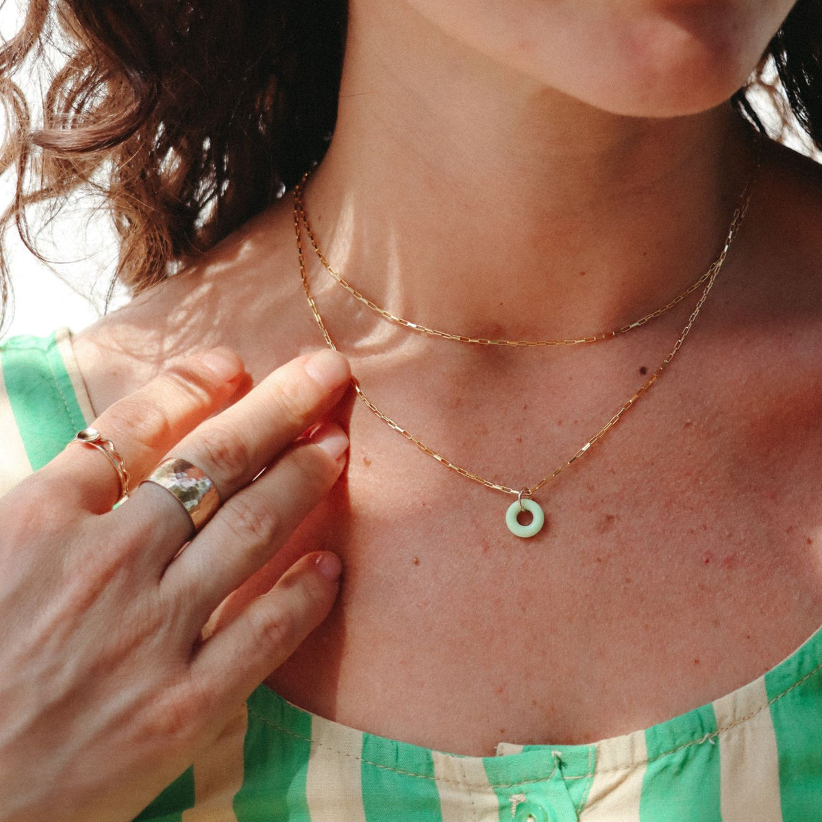 Full circle pendant