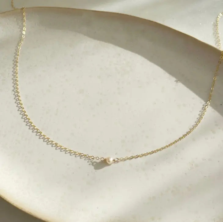 Mini Pearl necklace