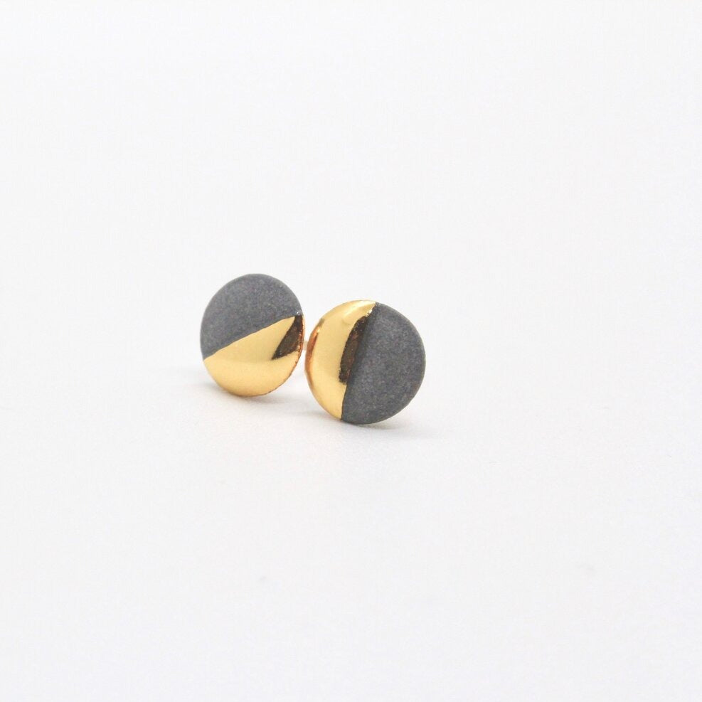 CIRCLE STUDS LG